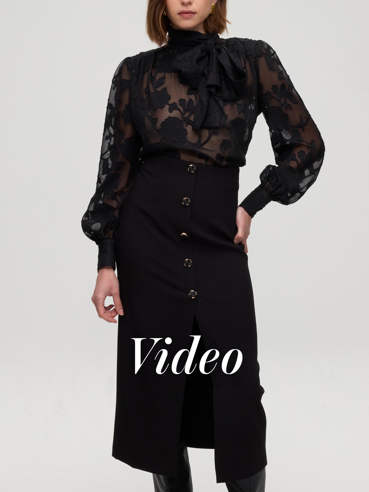 mioh | MONT BLACK - Camisa negra arreglada + FORT SKIRT - Falda negra diario