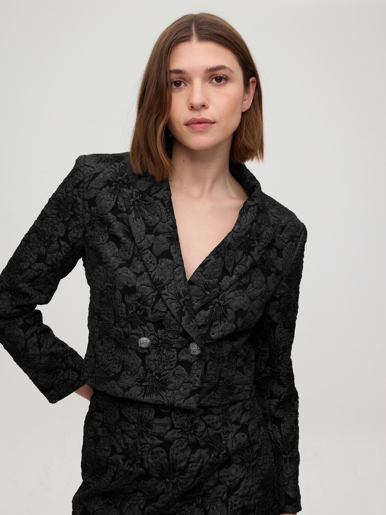 mioh | STATE DAMASCO - Mini falda damasco. Vestidos de fiesta para invitadas de boda perfectas. Marca española de moda