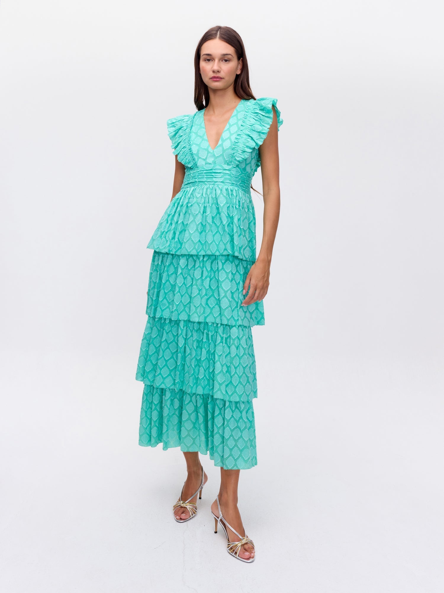 MIOH | WATERFALL DIAMOND - Vestido de volantes falda y escote jacquard verde para invitada de boda