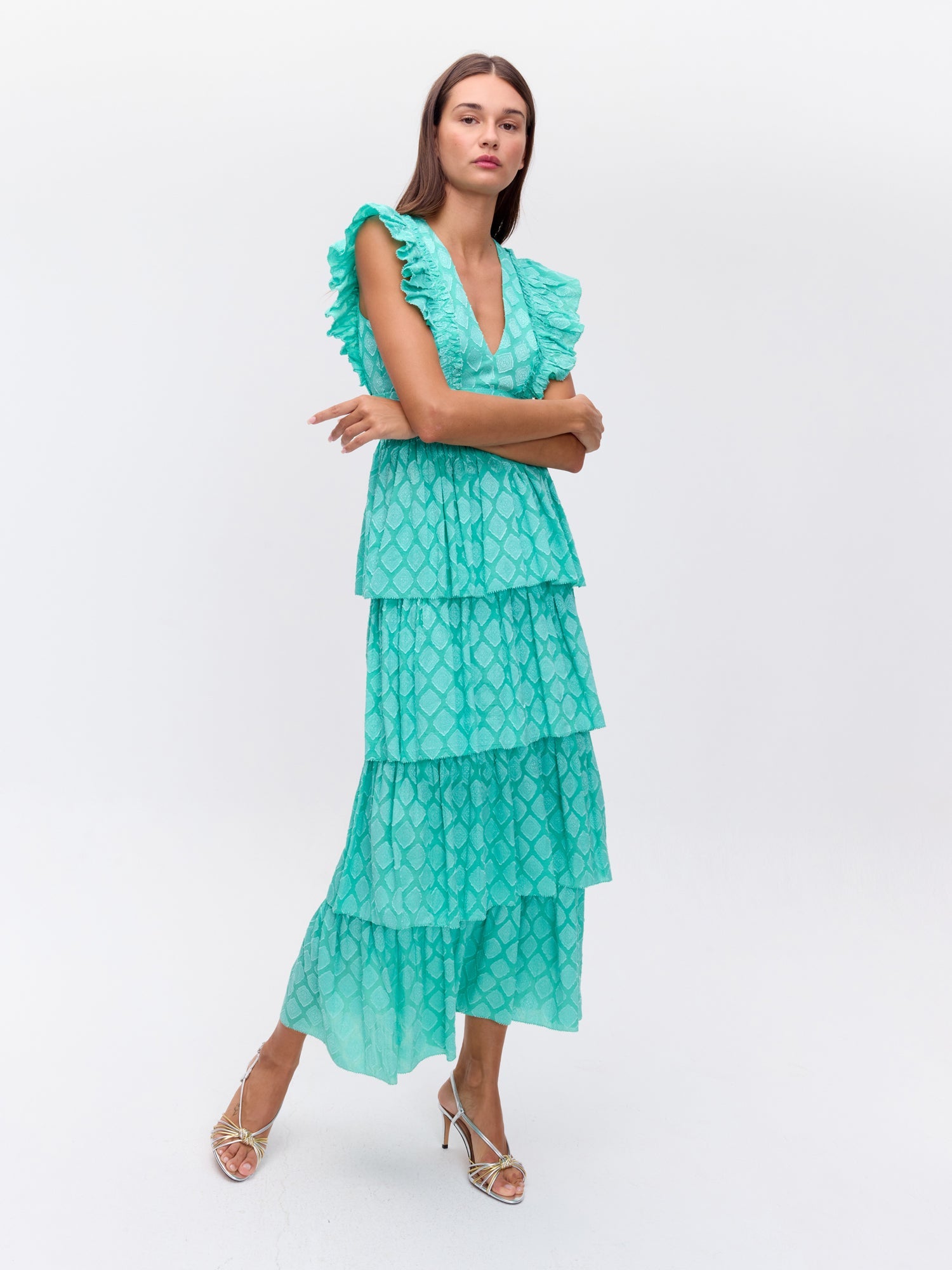 MIOH | WATERFALL DIAMOND - Vestido de volantes falda y escote jacquard verde para invitada de boda