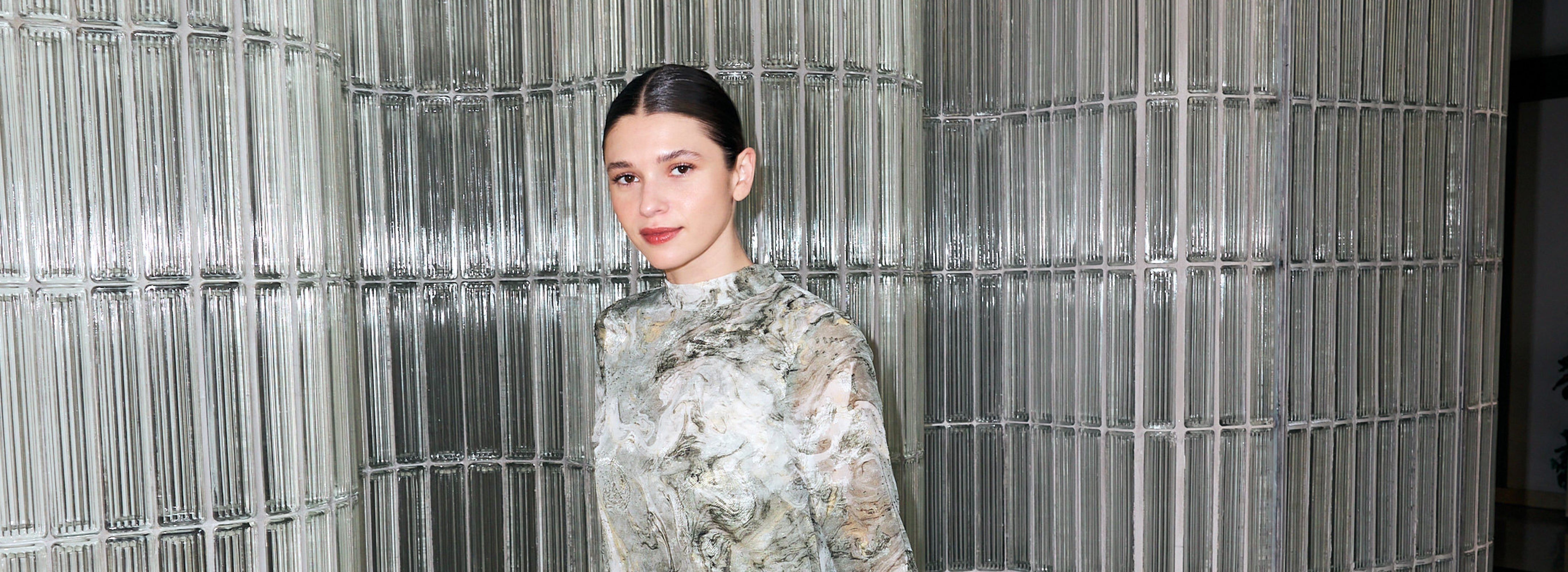 Cómo vestir para tu primera boda - Guía de Protocolo