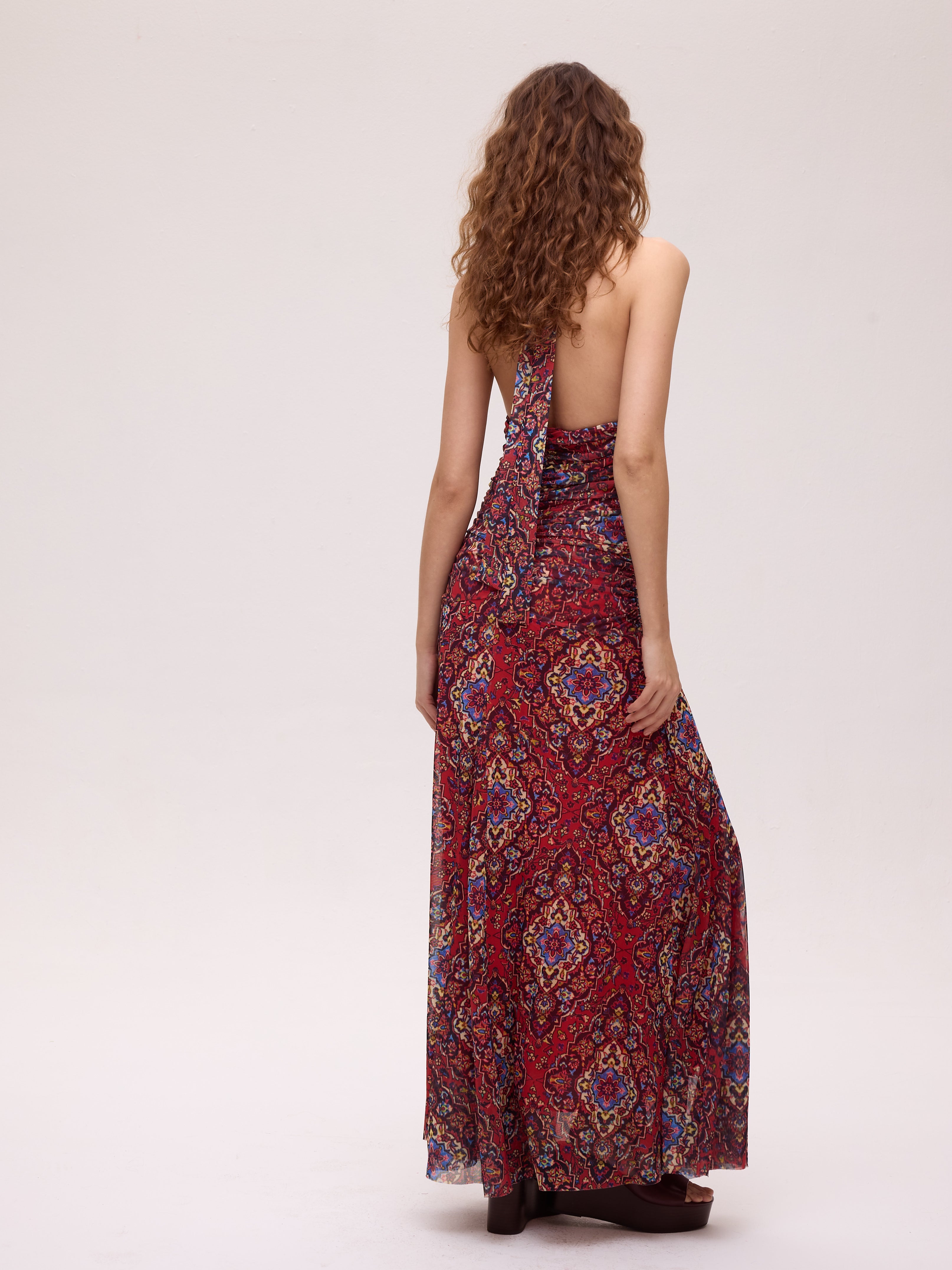 MISTRAL PRINT - Vestido halter tejido tul estampado boho, el look de invitada perfecta firmado por MIOH, marca española de vestidos de fiesta y de boda