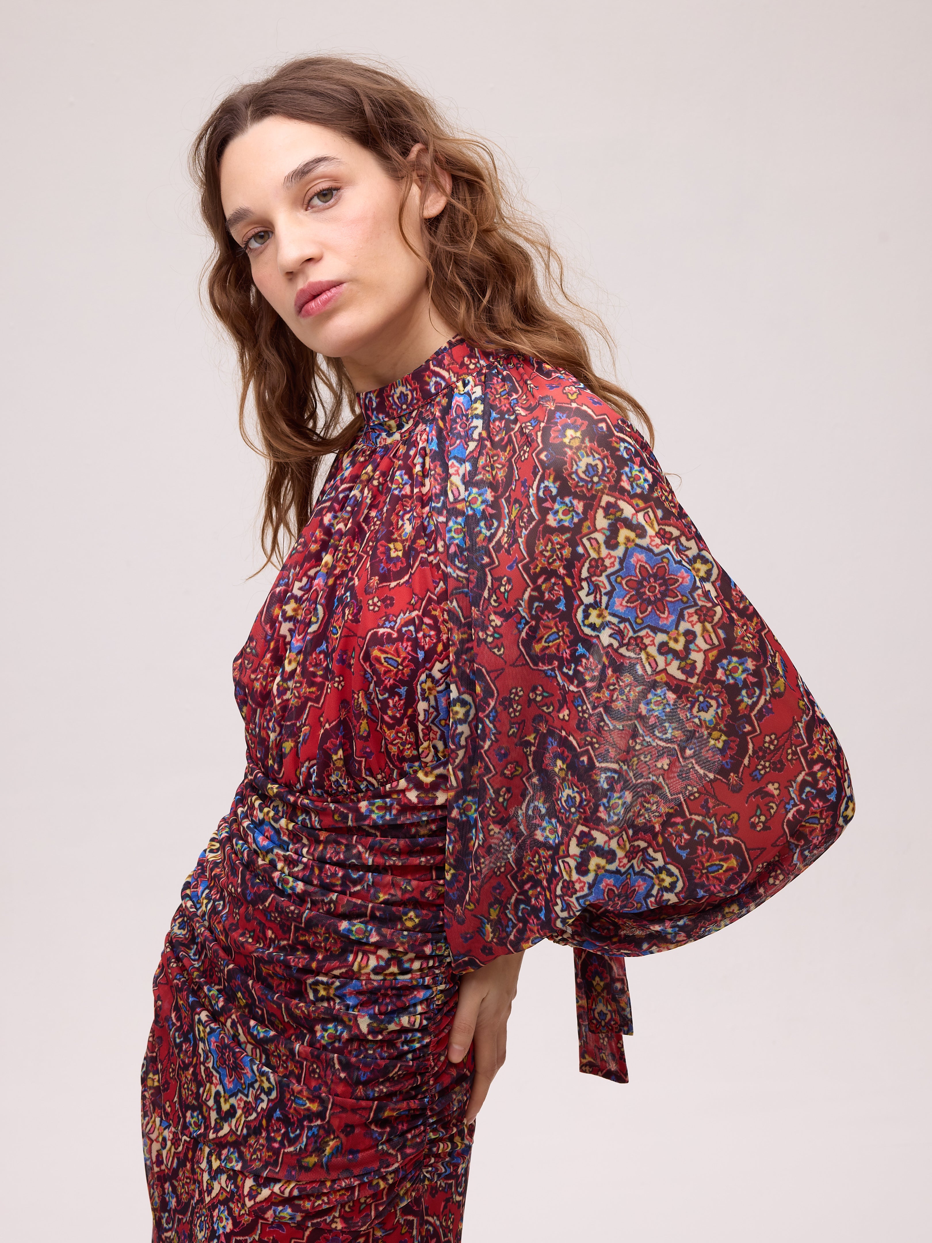 MISTRAL PRINT - Vestido halter tejido tul estampado boho, un imprescindible de la colección FW26 de MIOH, marca de referencia en vestidos de invitada de boda