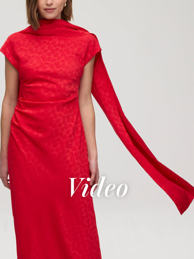 mioh | KEOPS RED + CAIRO RED - Vestido y capa rojos para invitada de boda y fiesta