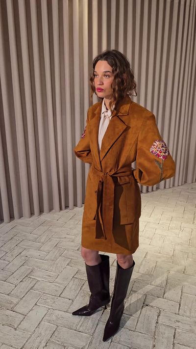 MIOH - Falda y chaqueta ante 5 costuras