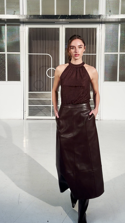 BRONCE - Top halter punto marrón mangas desmontables, moda de fiesta e invitada diseñada en España por MIOH