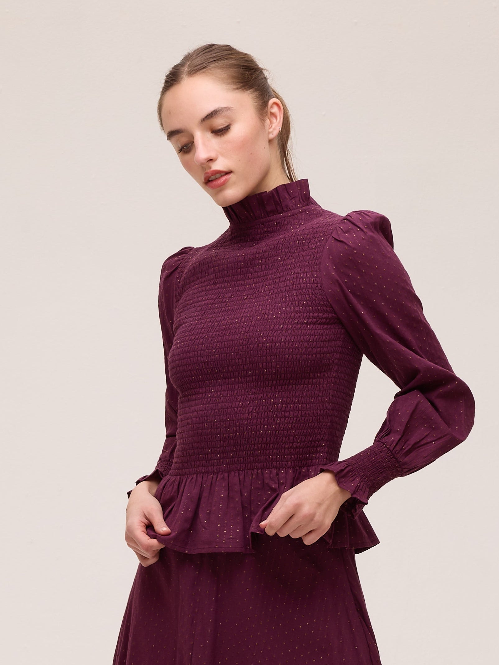 TEMPEST LUREX TOP - Top tejido lurex, combínala con el resto de la colección FW26 de MIOH y crea tu look de invitada perfecta